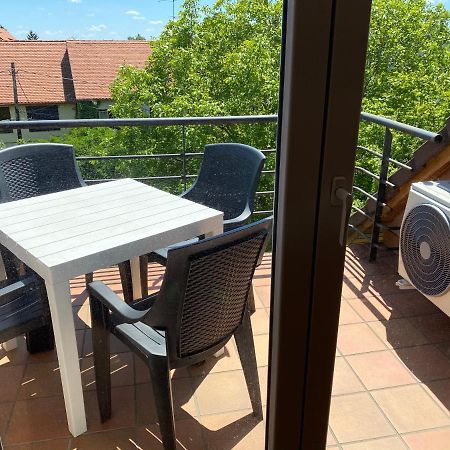 Bella Apartman Balatonfured Bagian luar foto