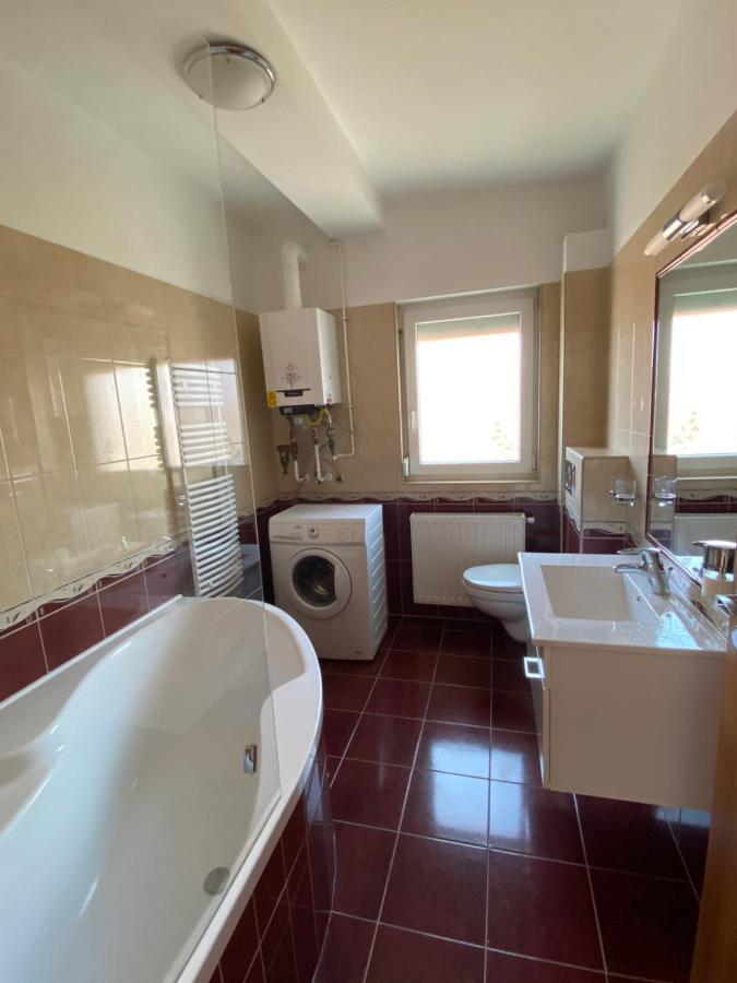 Bella Apartman Balatonfured Bagian luar foto