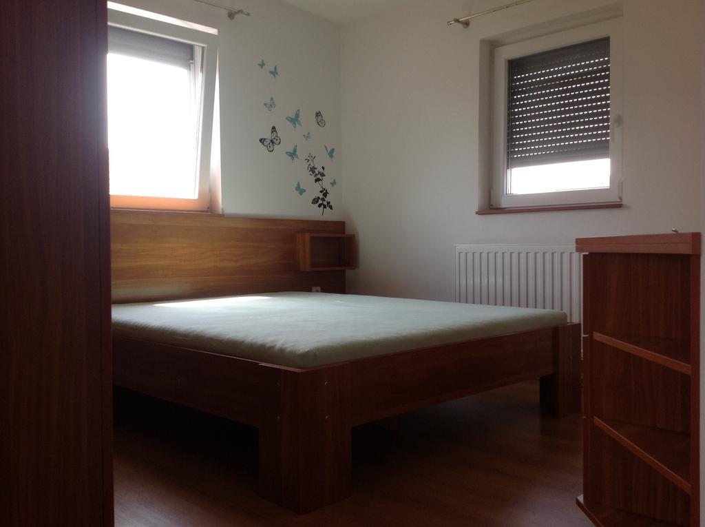 Bella Apartman Balatonfured Ruang foto